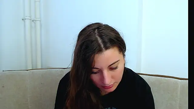 Helen Adams  online show from December 4, 2024, 11:41 am