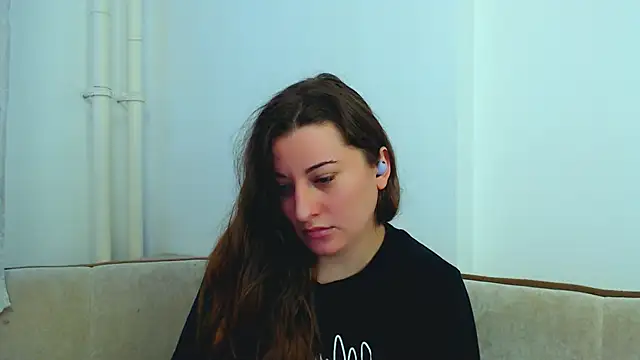 Helen Adams  online show from January 7, 2025, 8:03 am