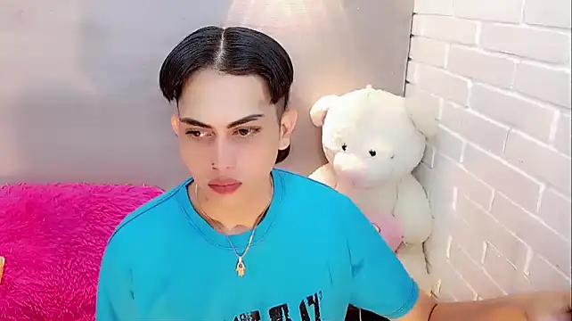 Daniela Pink  online show from January 14, 2026, 7:41 pm