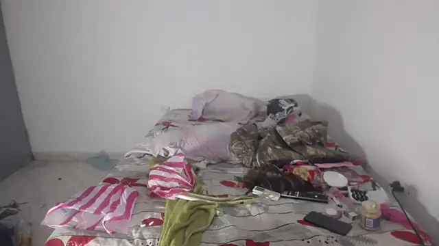 barbara anal squirt  online show from April 15, 2026, 2:07 am