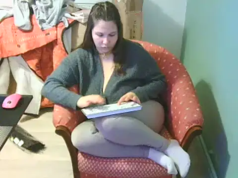 minette-sexy online show from December 18, 2024, 6:35 pm