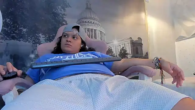 snowflake xxx online show from October 26, 2025, 1:44 am