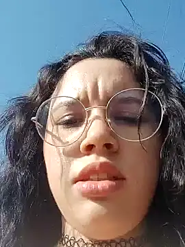 WandaDoll online show from February 6, 2025, 8:34 pm