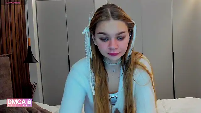 Molly sweetie online show from November 20, 2025, 7:19 am