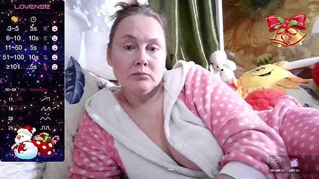 Snapshot of pussykroshka chatting on December 25, 2024, 12:05 pm pussykroshka online show from December 25, 2024, 12:05 pm