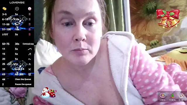 Snapshot of pussykroshka chatting on December 30, 2024, 8:47 pm pussykroshka online show from December 30, 2024, 8:47 pm