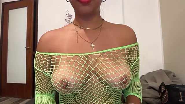 Snapshot of Dulce_latingirl chatting on July 13, 2026, 8:11 pm Dulce latingirl online show from July 13, 2026, 8:11 pm