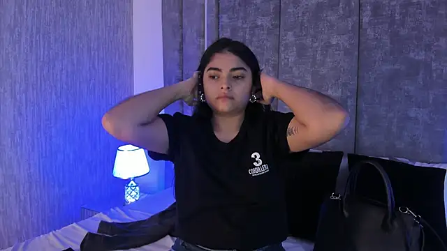 GiselOrtiz online show from October 8, 2025, 10:35 am