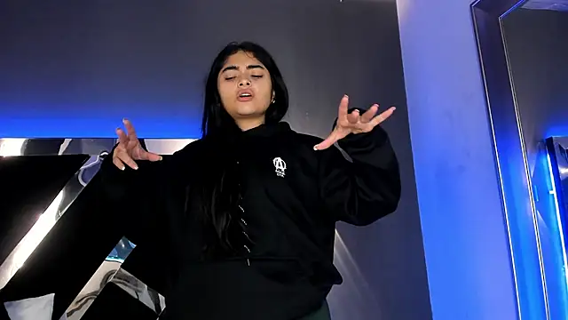 GiselOrtiz online show from June 25, 2026, 10:31 am