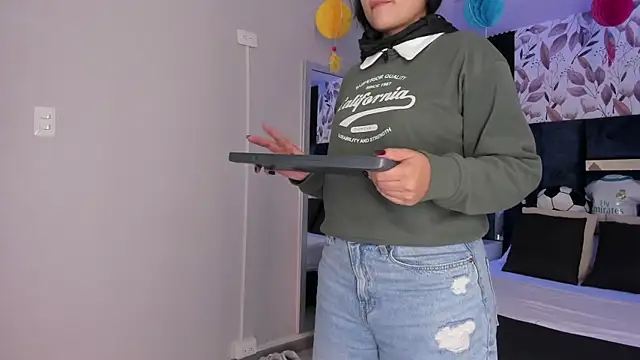 GiselOrtiz online show from July 3, 2026, 9:05 am