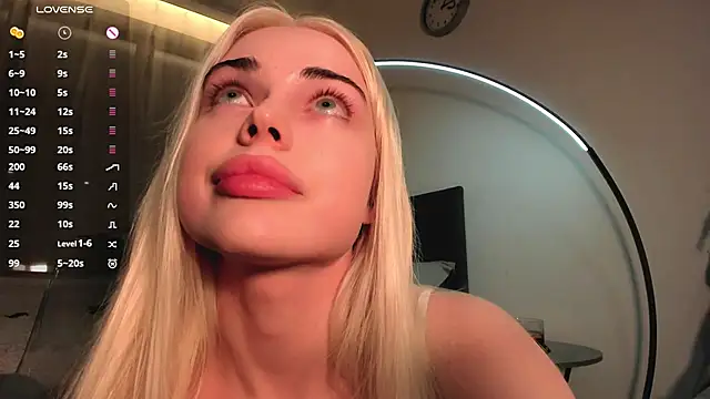 kayaangels online show from October 22, 2025, 2:56 am