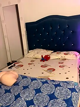 Leonarrrd 01 online show from October 23, 2025, 12:54 am