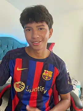 Leonarrrd 01 online show from January 31, 2026, 8:51 pm