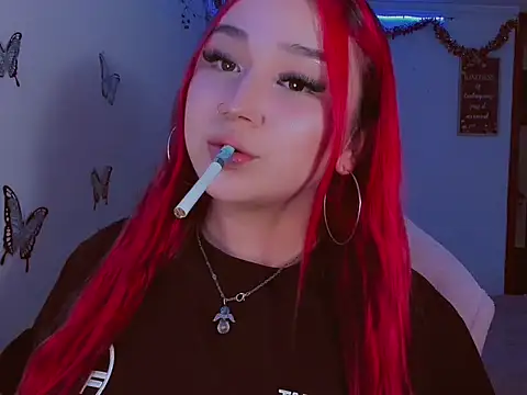 Snapshot of madisonx17 chatting on February 7, 2026, 10:35 pm madisonx17 online show from February 7, 2026, 10:35 pm