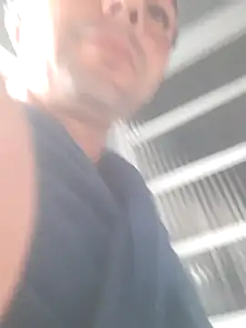 bigruyter online show from October 12, 2025, 9:08 am