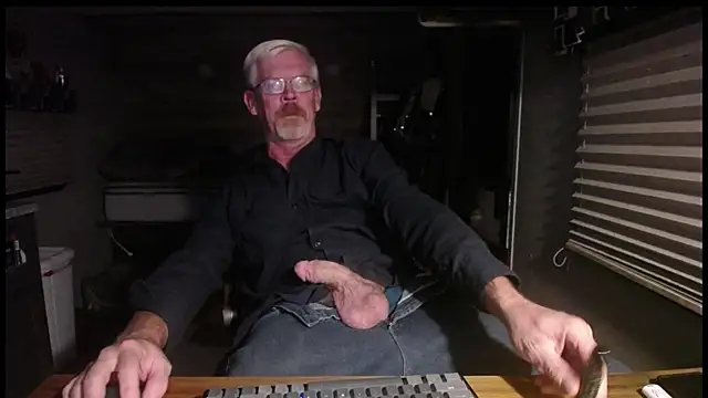 Snapshot of Di9ital069 chatting on November 16, 2025, 3:56 am Di9ital069 online show from November 16, 2025, 3:56 am