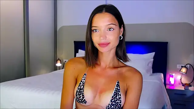 Snapshot of wow_Mia chatting on January 27, 2025, 1:59 am wow Mia online show from January 27, 2025, 1:59 am