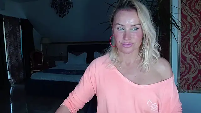 eyesangel22 online show from December 1, 2025, 12:43 pm