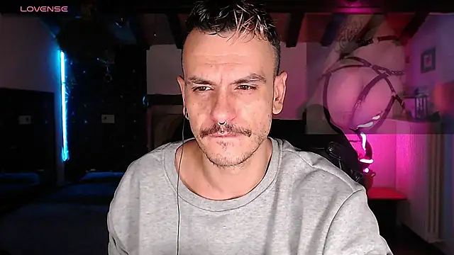 Snapshot of cek_186 chatting on December 6, 2024, 7:23 pm cek 186 online show from December 6, 2024, 7:23 pm