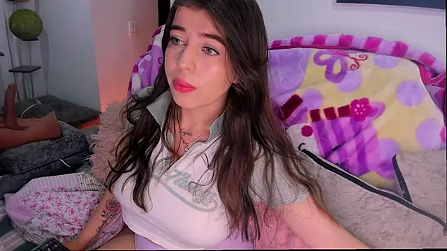 Snapshot of Sara_kitty12 chatting on March 13, 2026, 12:23 pm Sara kitty12 online show from March 13, 2026, 12:23 pm