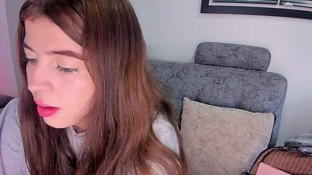 Snapshot of Sara_kitty12 chatting on March 20, 2026, 12:21 pm Sara kitty12 online show from March 20, 2026, 12:21 pm