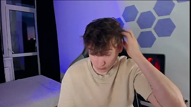 Chris Tyson online show from March 23, 2025, 1:20 am