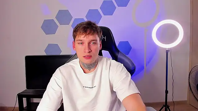 Chris Tyson online show from September 11, 2025, 12:00 am