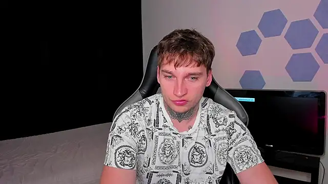 Chris Tyson online show from September 14, 2025, 1:27 am