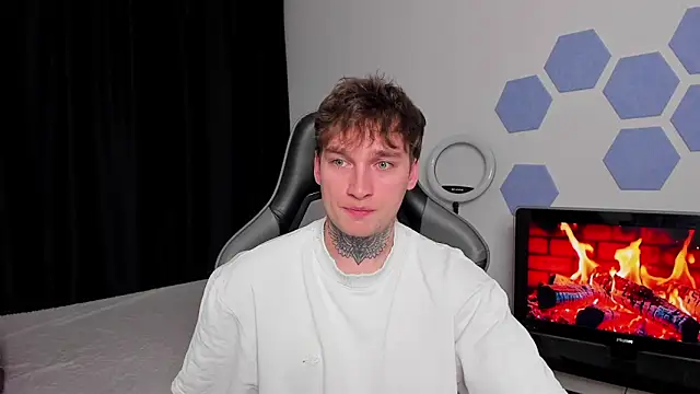 Chris Tyson online show from October 9, 2025, 5:55 pm