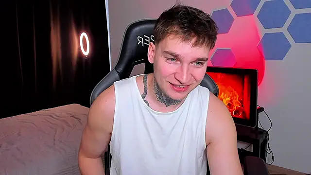 Chris Tyson online show from December 1, 2025, 7:13 am