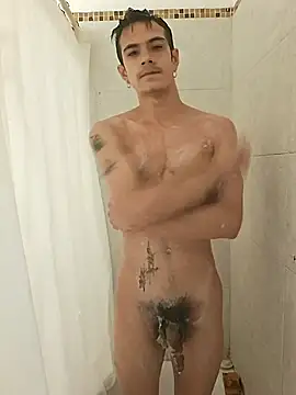 Snapshot of LYZBORNHD chatting on December 30, 2024, 3:03 am LYZBORNHD online show from December 30, 2024, 3:03 am