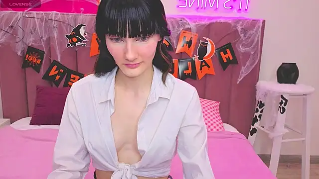 Snapshot of Lili_flowerr chatting on October 29, 2025, 11:12 am Lili flowerr online show from October 29, 2025, 11:12 am