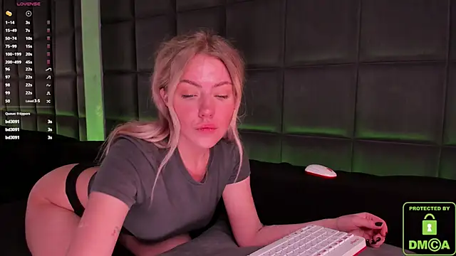 Snapshot of NateHalll chatting on March 12, 2025, 2:12 pm NateHalll online show from March 12, 2025, 2:12 pm