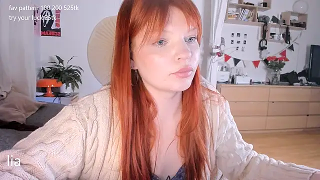 Snapshot of lil_lia chatting on April 22, 2026, 9:16 pm lil lia online show from April 22, 2026, 9:16 pm