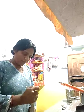 priyadarshiPRIYASEXCPL223 online show from April 15, 2026, 1:23 am