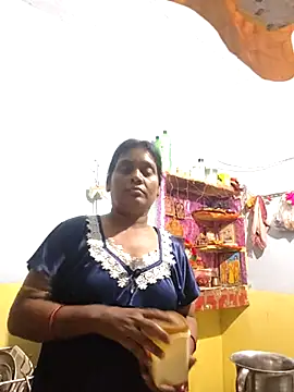 priyadarshiPRIYASEXCPL223 online show from April 18, 2026, 1:48 pm