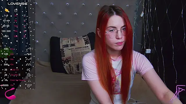 EmilyKents online show from January 10, 2025, 4:44 am