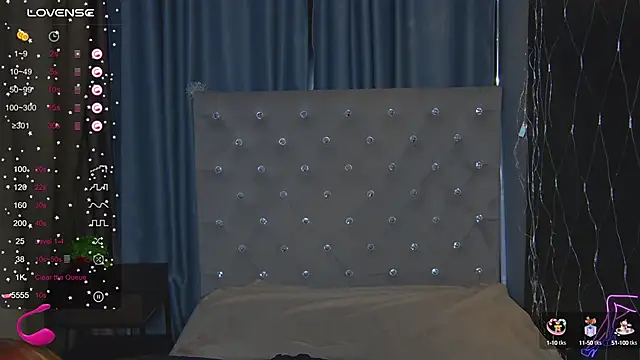 EmilyKents online show from February 6, 2025, 1:27 am