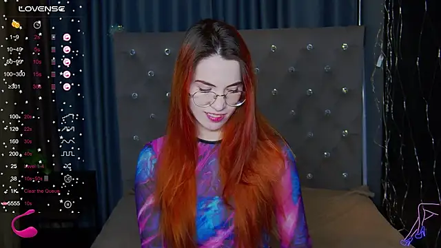 EmilyKents online show from February 11, 2025, 1:20 am