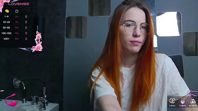 EmilyKents online show from February 13, 2025, 1:29 am