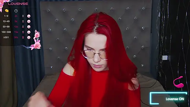 EmilyKents online show from October 6, 2025, 1:47 am