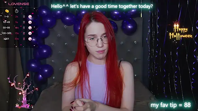 EmilyKents online show from October 21, 2025, 1:28 am