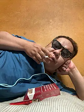 punk0805 online show from May 7, 2026, 11:59 am