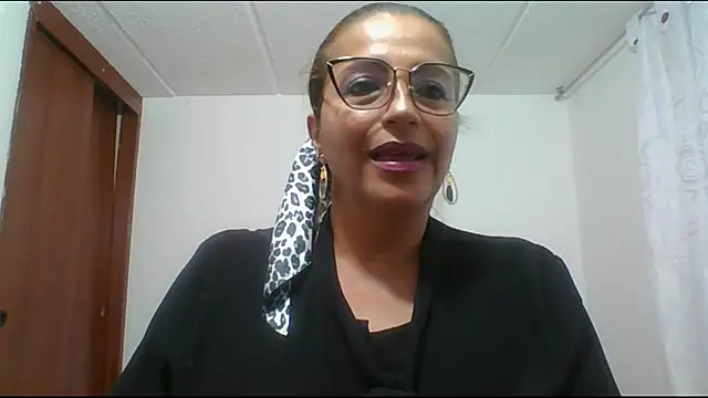 RossanaLionheart online show from February 10, 2025, 11:13 pm