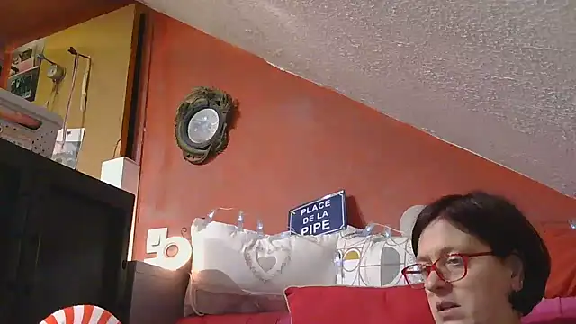 lanax online show from December 15, 2025, 1:26 pm