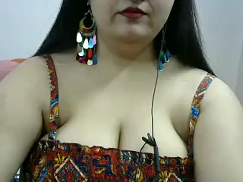 Snapshot of Shruti_139 chatting on December 3, 2024, 6:49 pm Shruti 139 online show from December 3, 2024, 6:49 pm