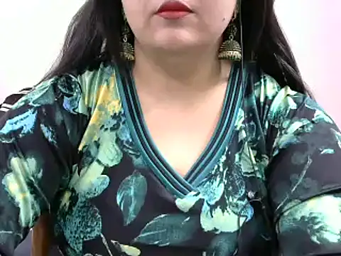 Snapshot of Shruti_139 chatting on December 20, 2024, 7:17 pm Shruti 139 online show from December 20, 2024, 7:17 pm