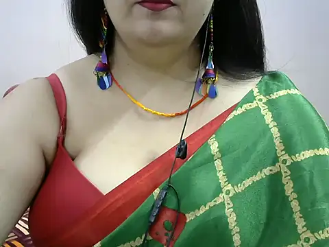 Snapshot of Shruti_139 chatting on September 15, 2025, 6:41 pm Shruti 139 online show from September 15, 2025, 6:41 pm