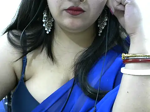 Snapshot of Shruti_139 chatting on January 17, 2026, 7:17 pm Shruti 139 online show from January 17, 2026, 7:17 pm