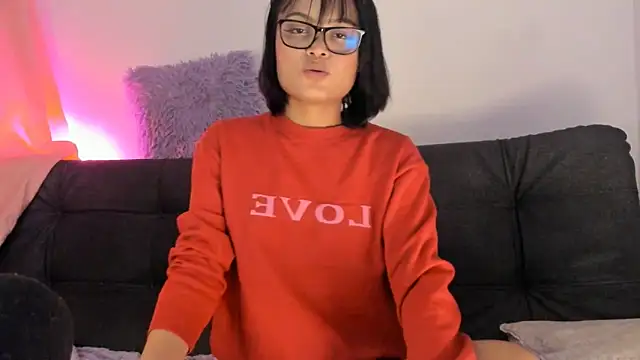 Snapshot of unu_nai chatting on March 2, 2025, 2:41 am unu nai online show from March 2, 2025, 2:41 am